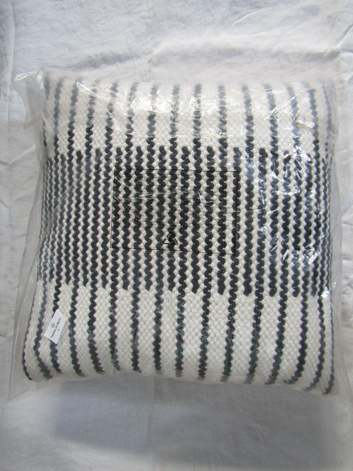 Made.com Caixa Woven Cushion 45 x 45cm Black & Off White RRP Â£25.00 - The items in this lot are