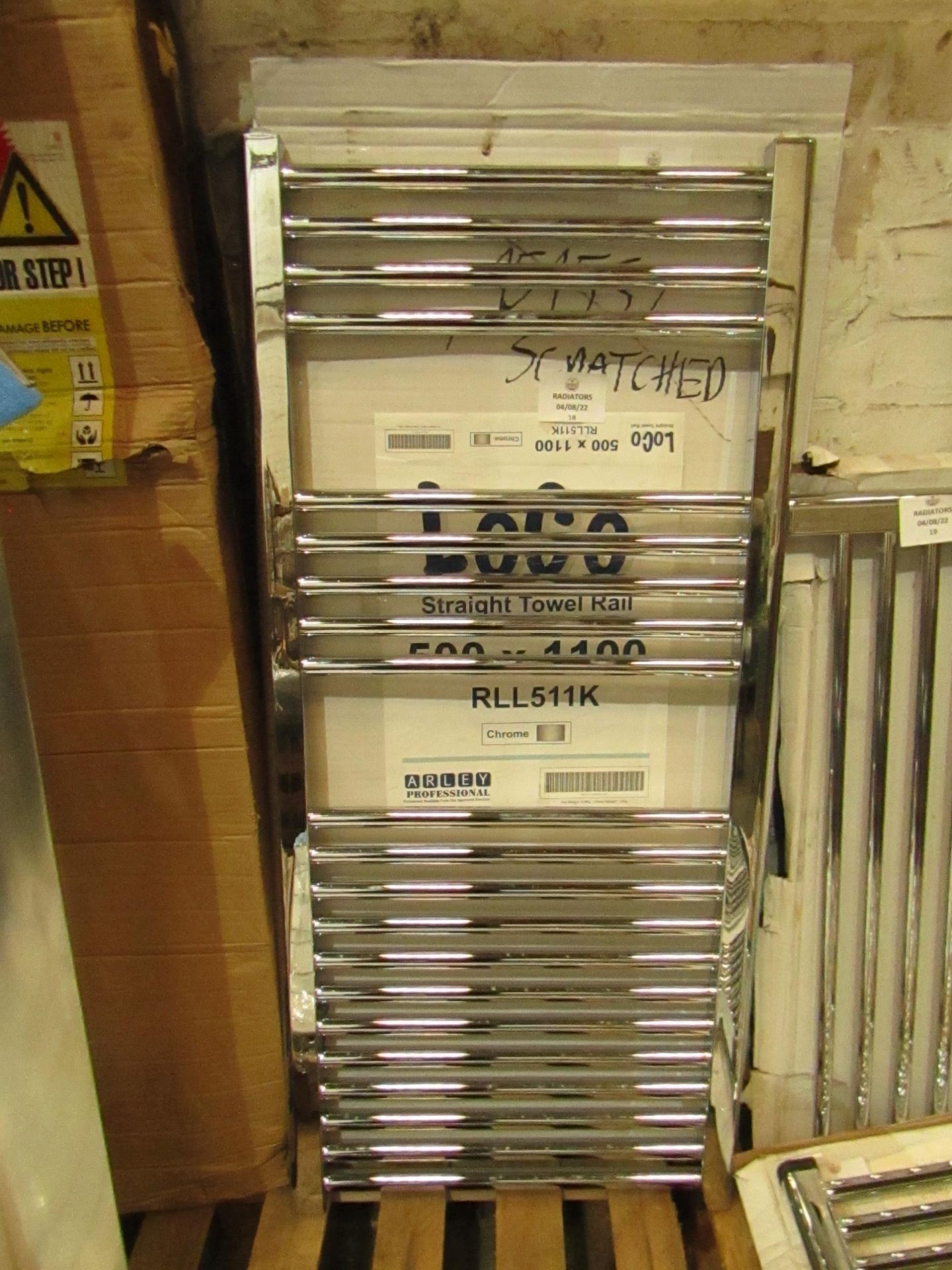 Arley Professional - Loco Straight Towel Rail - Chrome - 500x1100mm - Good Condition & Boxed.