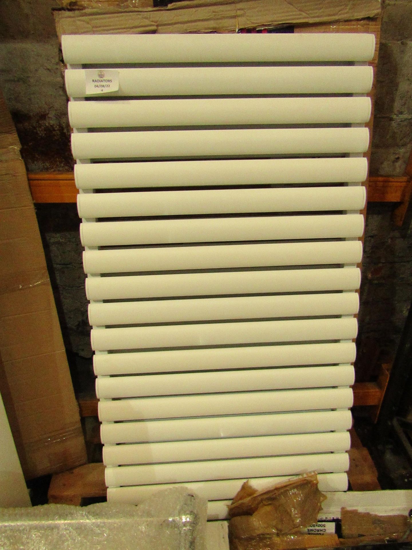 Carisa - Tallis Double White Radiator - 600x1190mm - Looks In Good Condition & Boxed.