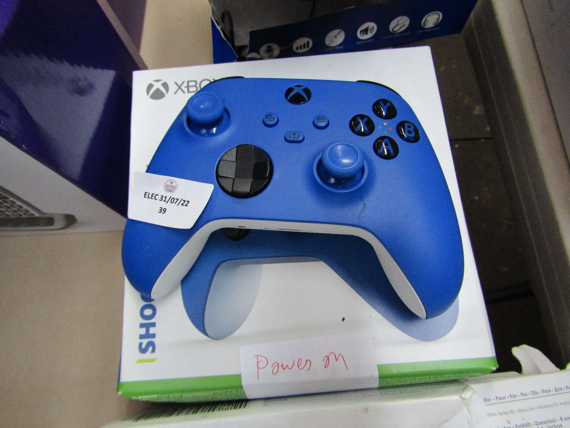 1x Xbox Series X/S Controller - Shock Blue - Powers on but we haven't checked it any further