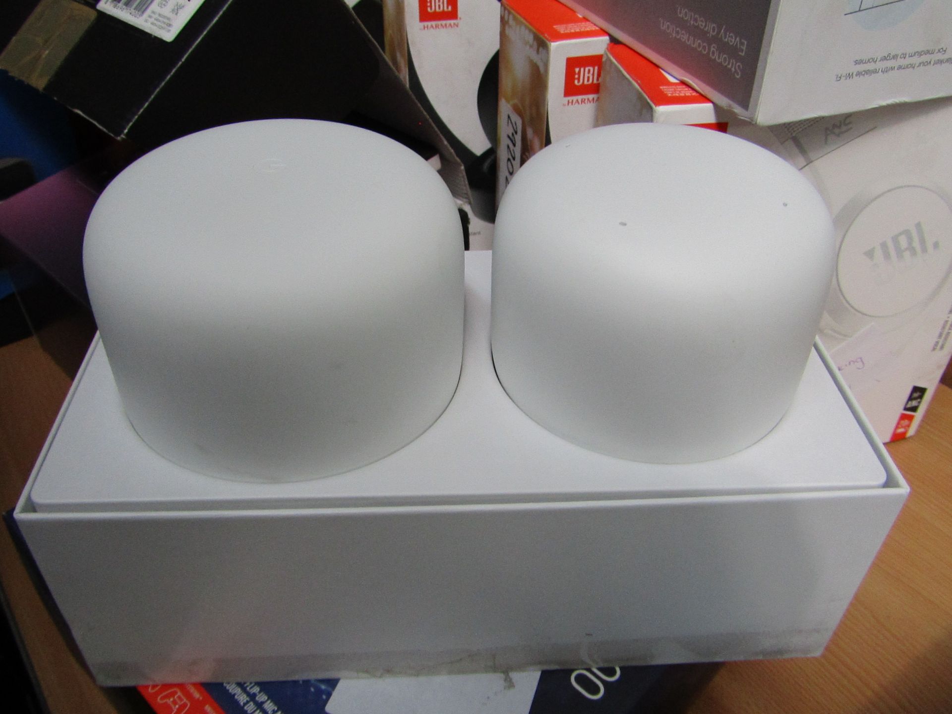1x Google Nest WIFI Router & Point - Unchecked in original packaging - Image 2 of 2