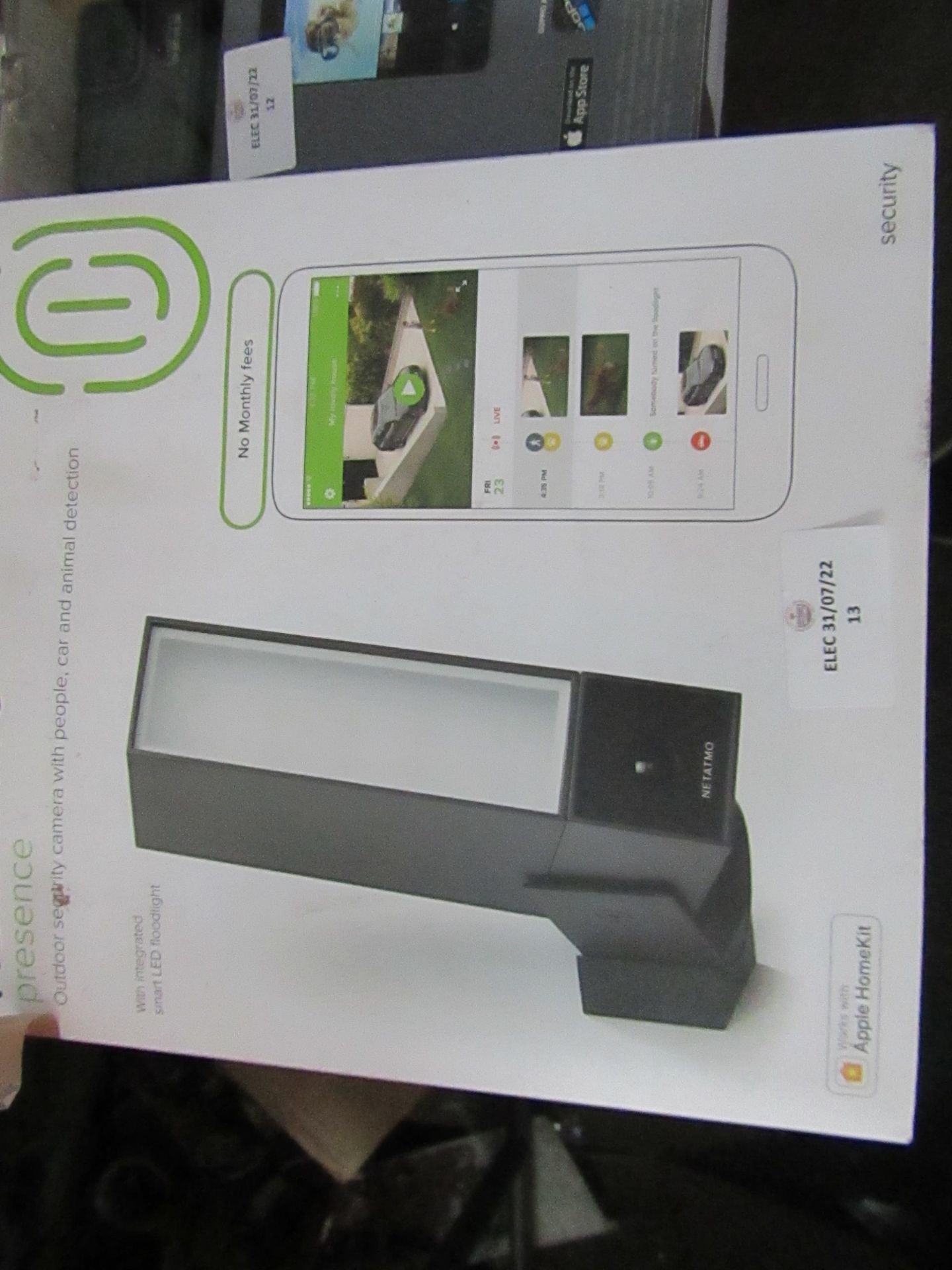 Neatamo Presence outdoor security camera/Light with people, Car and Animal detection, unchecked - Image 2 of 2