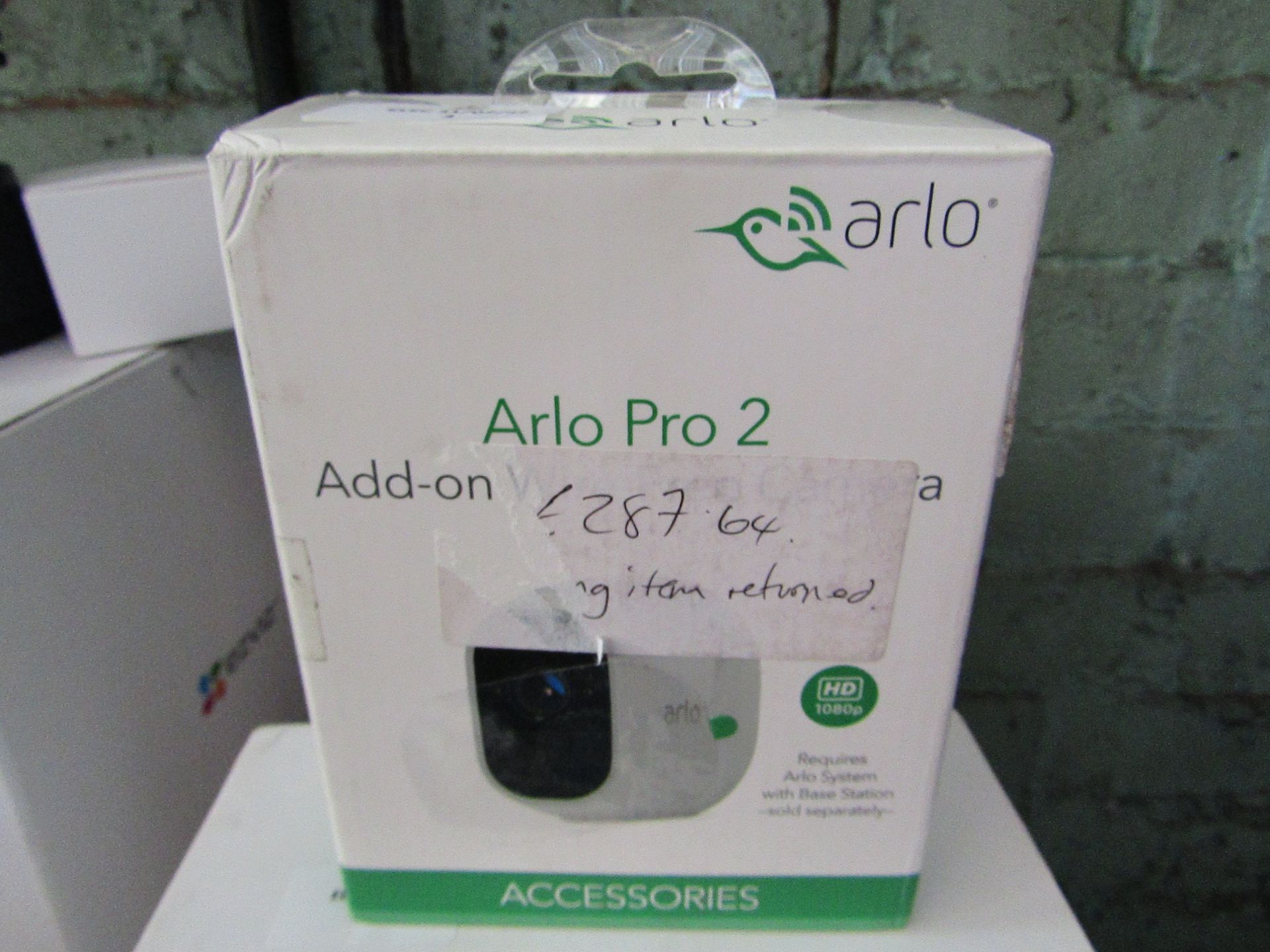 Arlo Pro 2 add on wire free camera, boxed (unchecked has been pre-owned)