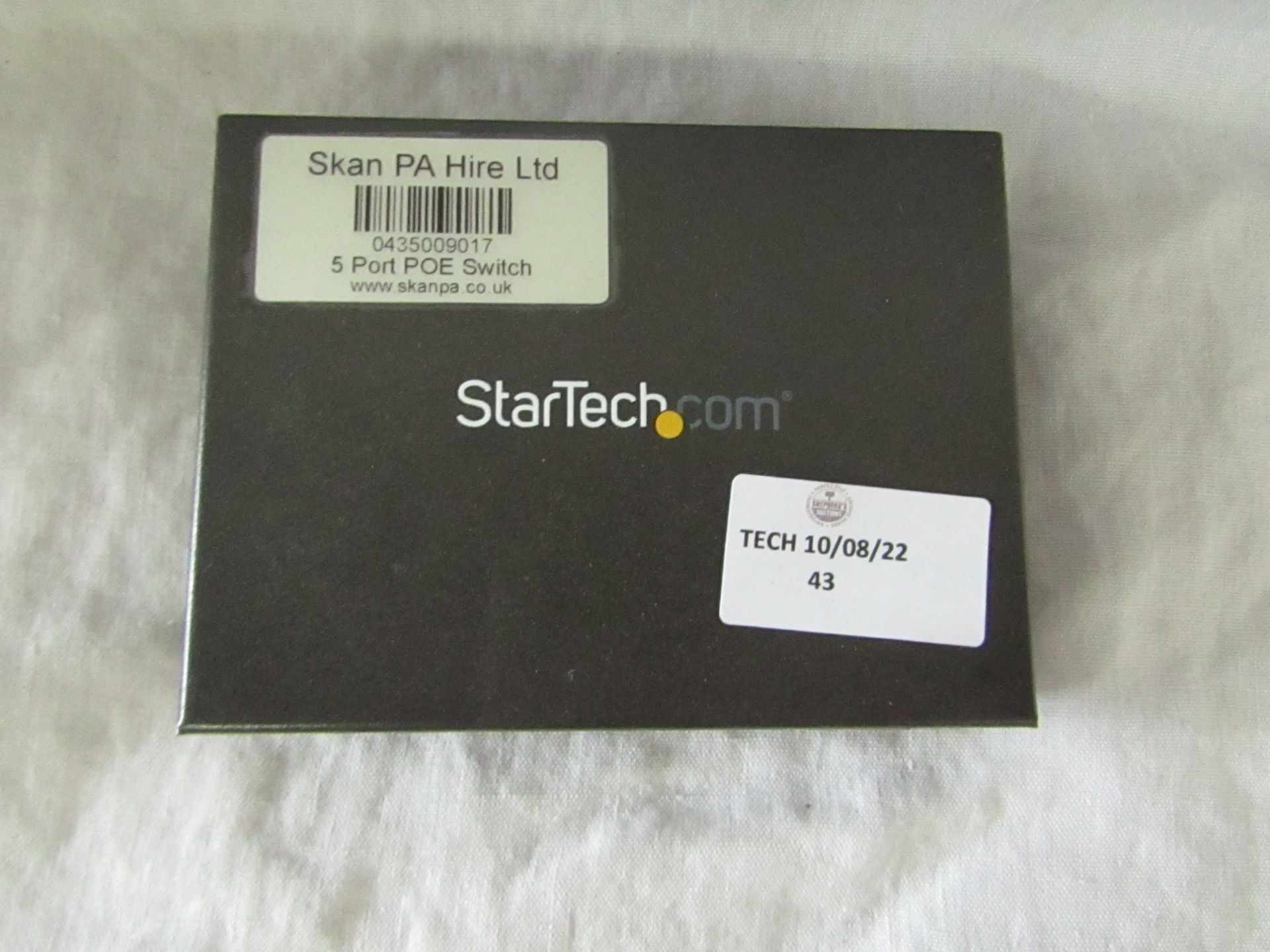 StarTech - 5-Port POE Switch - Untested, No Packaging.