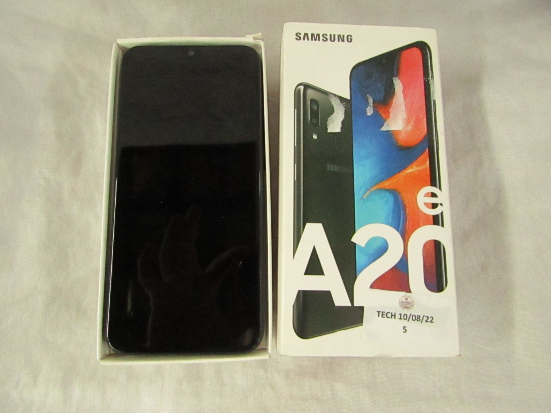 Samsung A20e 32GB Black, Tested Working With Charger & Original Box, RRP £ 80.