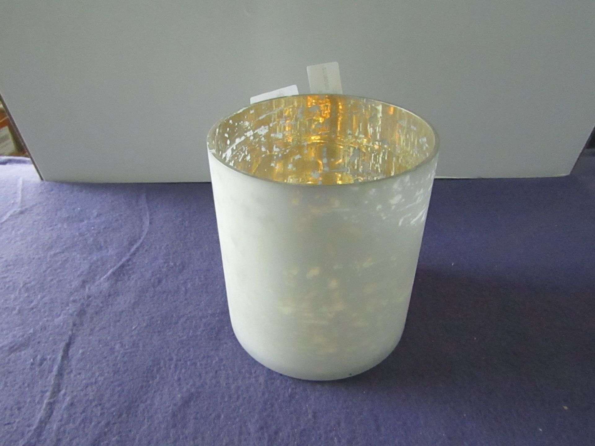 Rowen Group Isabella White & Gold Pillar Candle Holder RRP Â£14.00 - This item looks to be in good