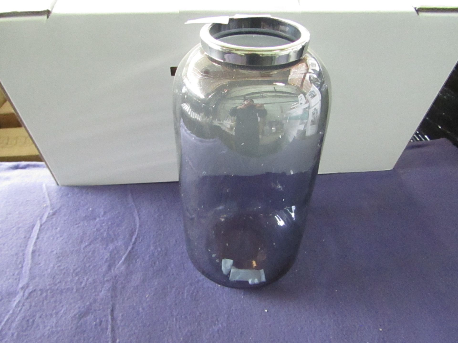 Rowen Group Adora Smoke Grey Large Vase RRP Â£29.00 - This item looks to be in good condition and