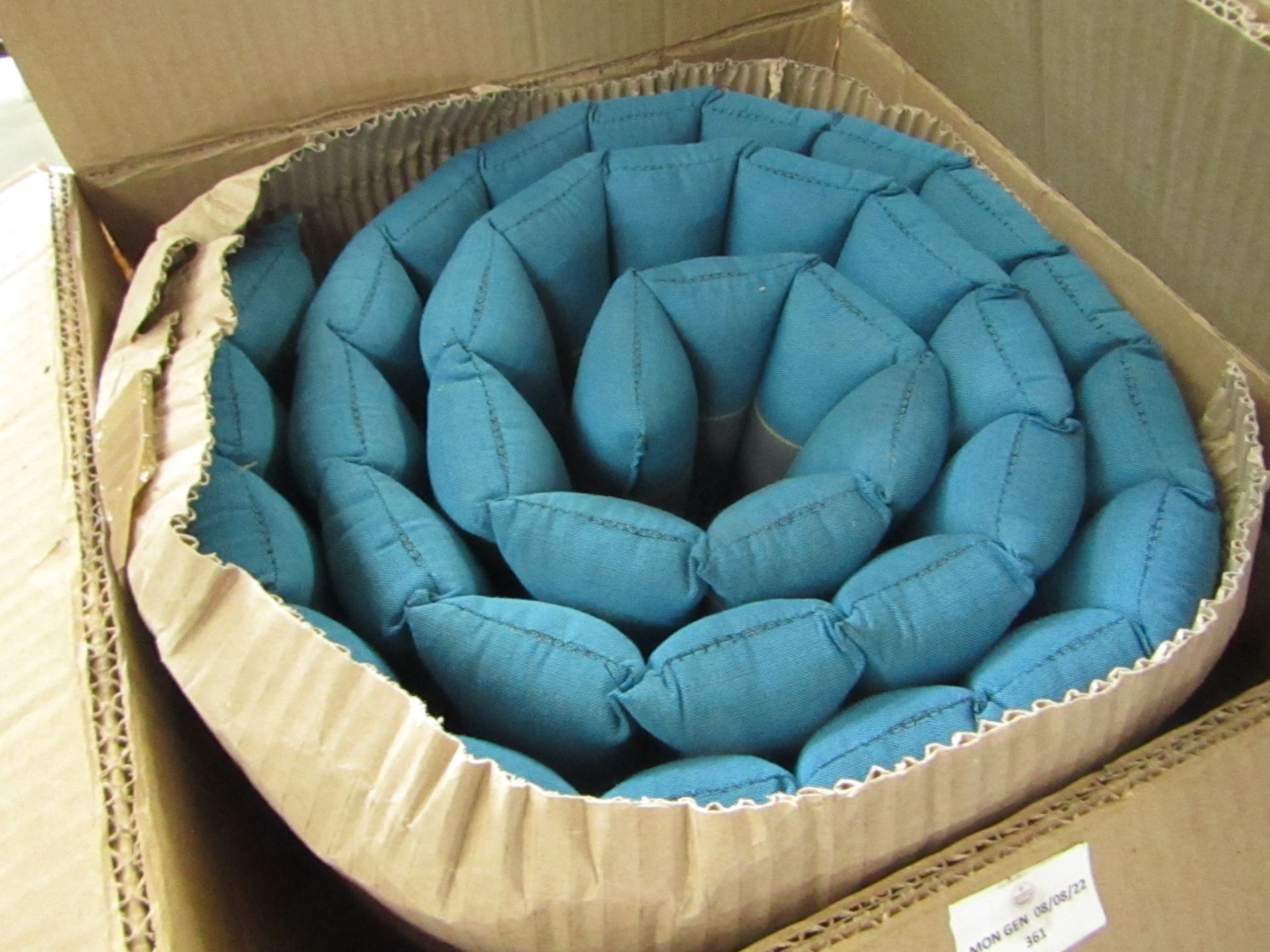 Laeto - Tripillow Blue - Suitable For Yoga Or As Daybed - Non Original Packaging.