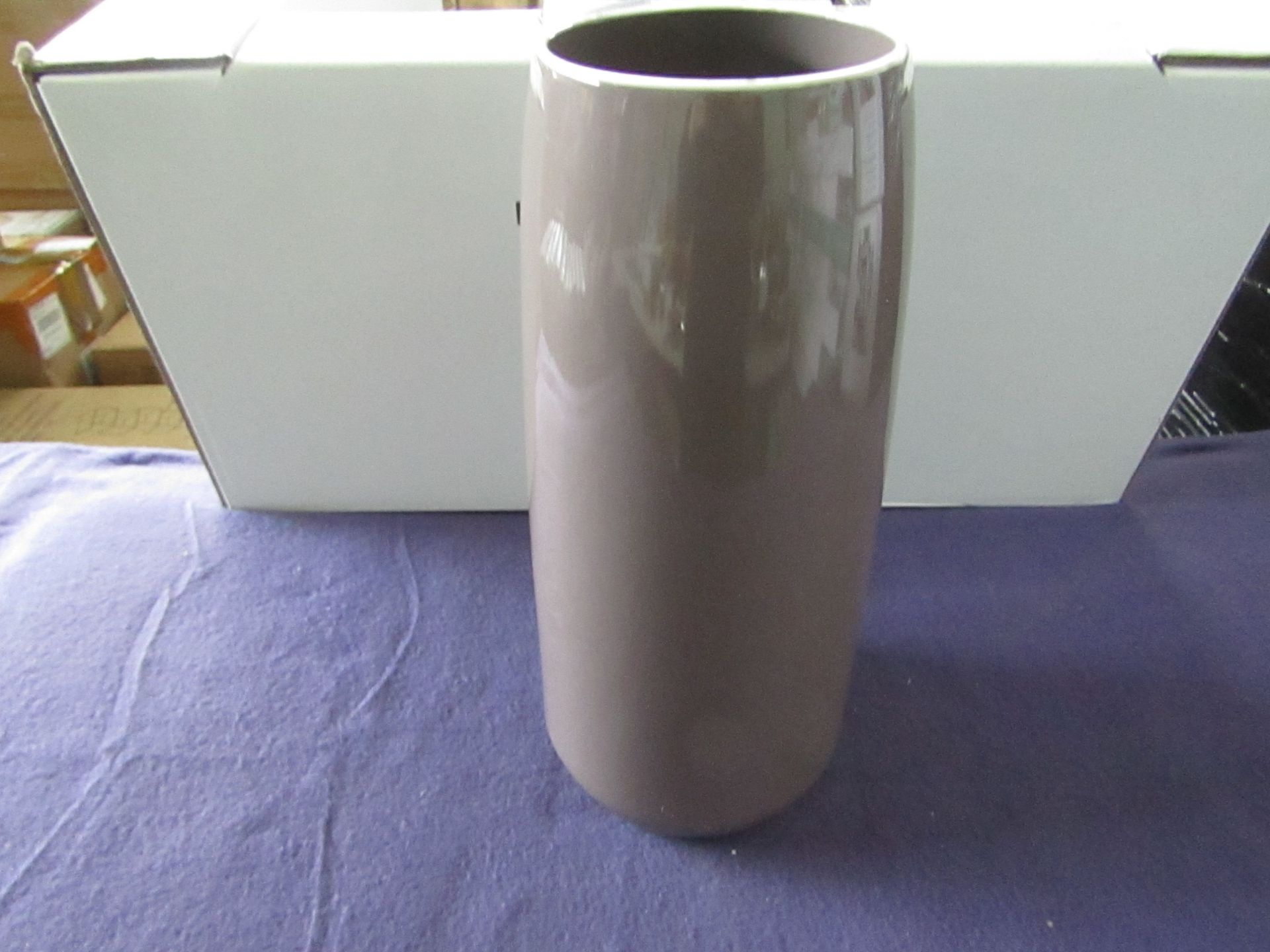 Rowen Group Meghan Large Ceramic Taupe Vase 140x140x325mm RRP Â£39.00 - This item looks to be in