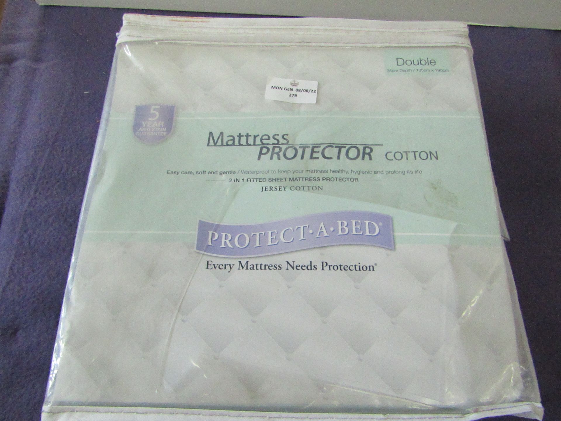 Unbranded - Mattress Protector Cotton - Double ( 35cm Depth / 135 x 190cm ) - Unused & Packaged.