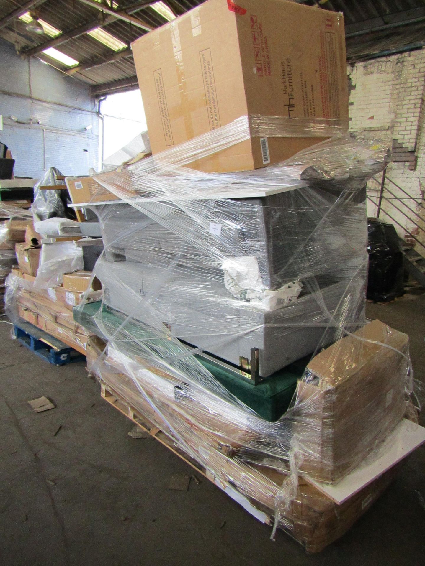 A Pallet of approx 6x Mark Harris Furniture items which includes, sofa parts and dining table parts,