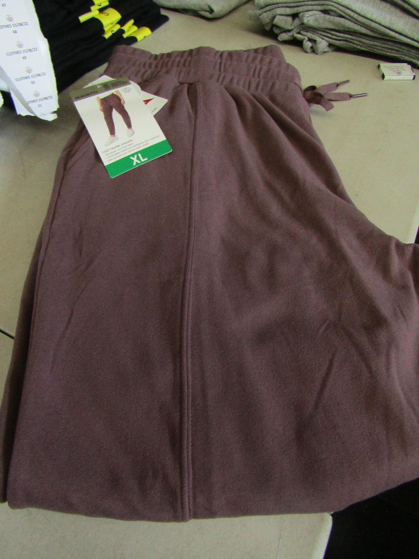 Mondetta Ladies Cozy Joggers Berry Flint Size L New With Tags