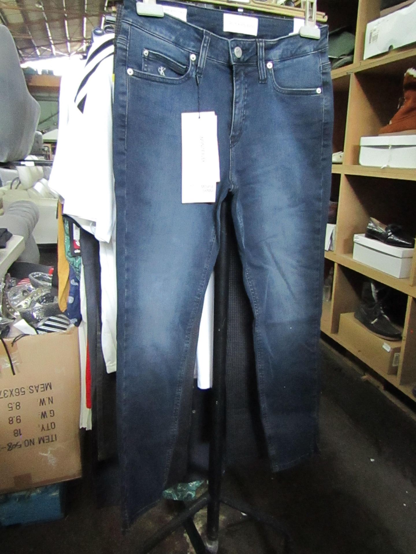 Ladies Calbvin Klein Mid rise Skinny Ankle Jeans, New size 29W