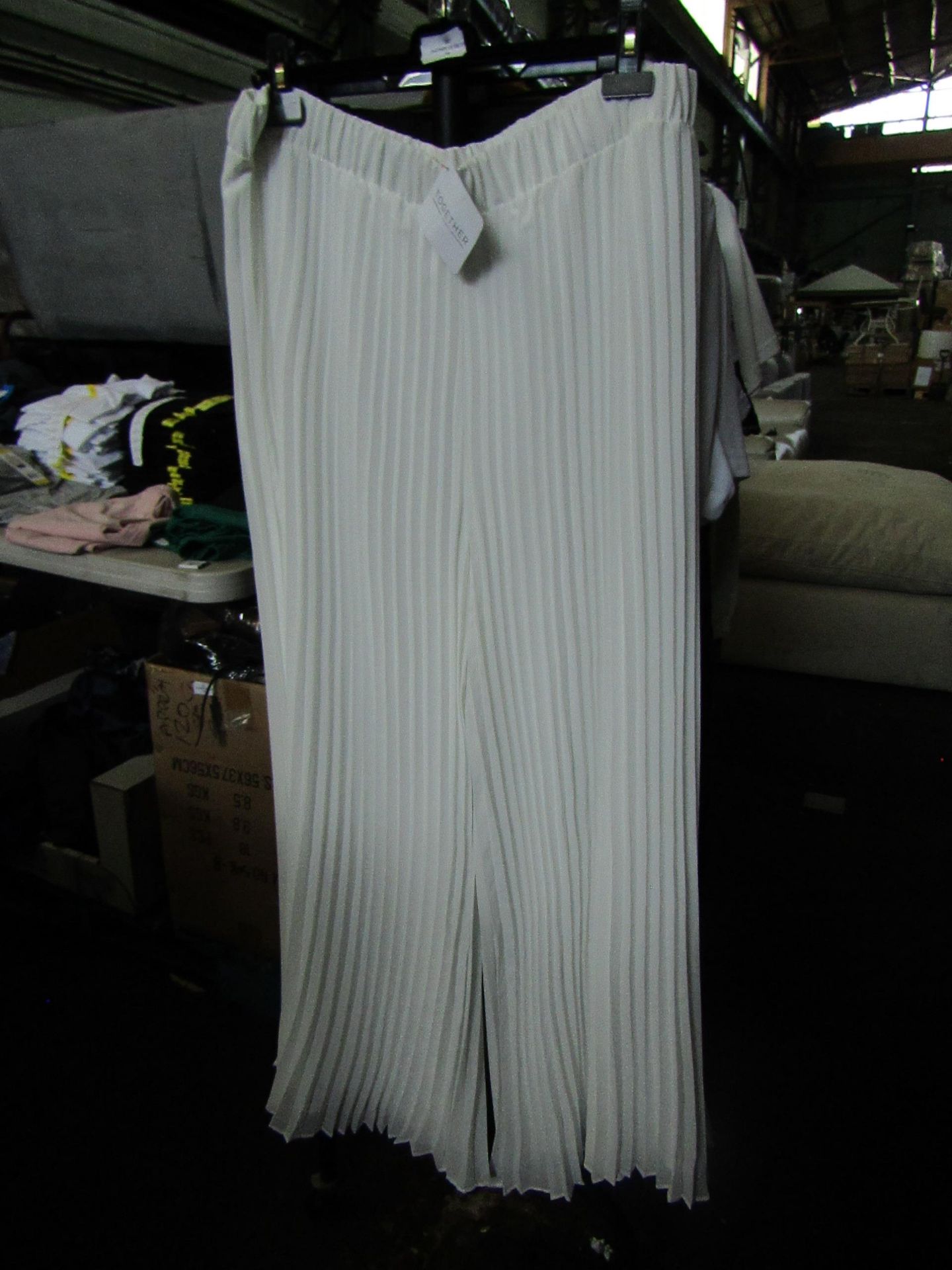 1 X Pair of Together White Pleatedwide leg Palazzo Pants Size 20 New With Tags, RRP œ45