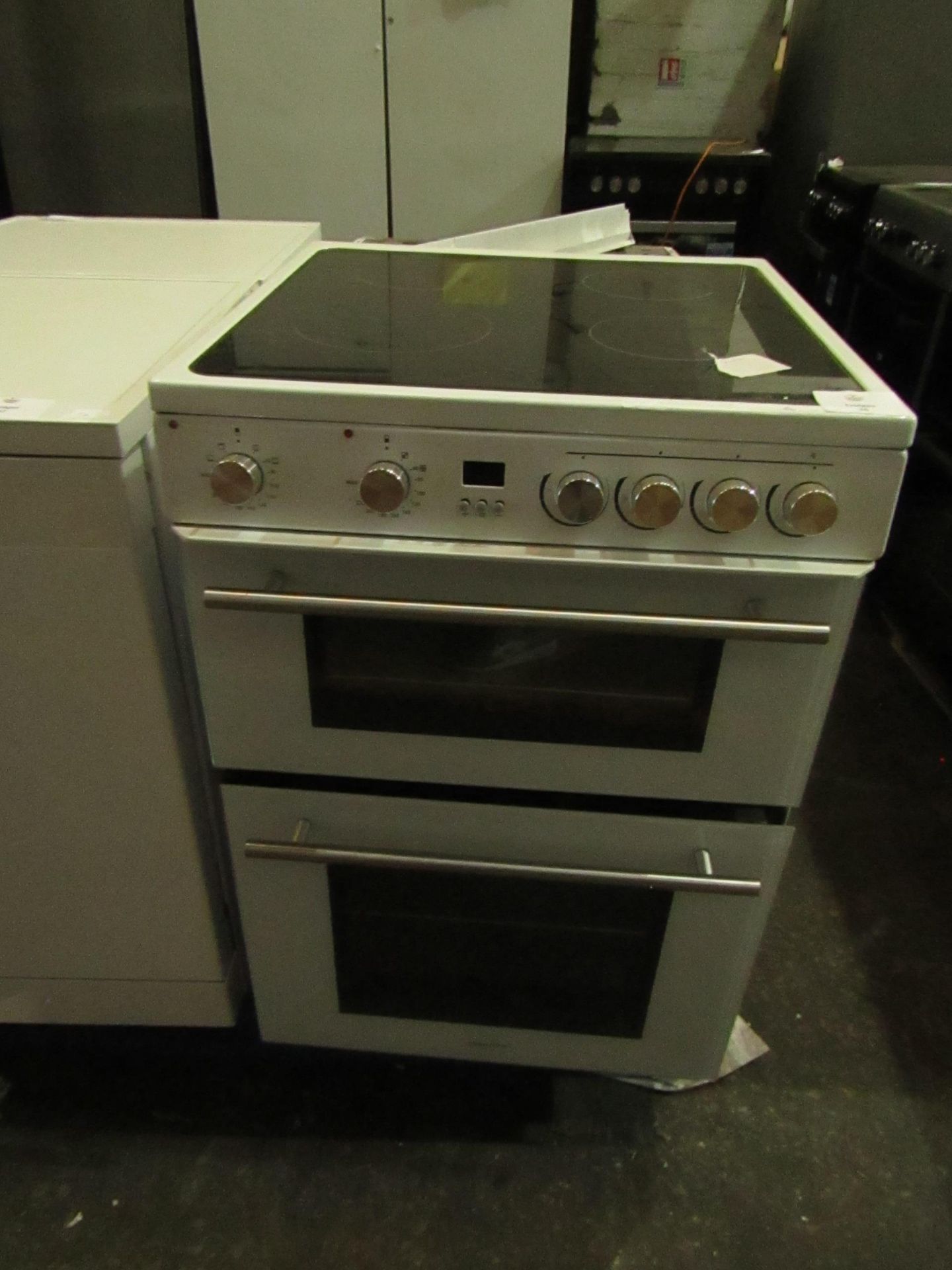 Hisense Double oven with ceramic hob, This item looks to be in good condition and appears ready