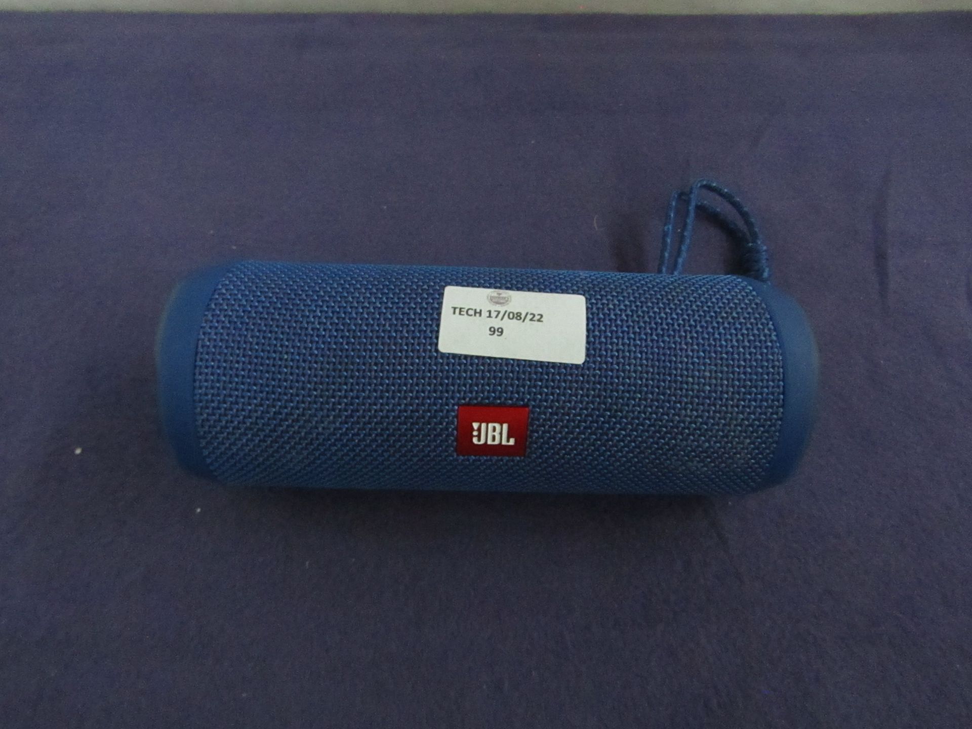 JBL - Flip4 Blue Portable Speaker - Item Tested Working, No Packaging.