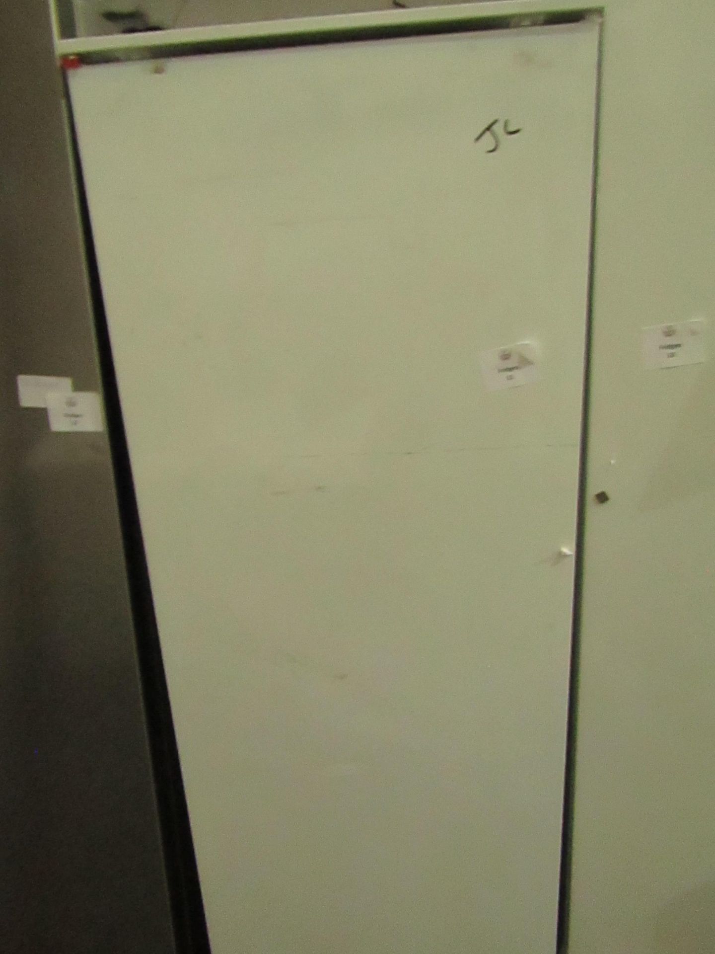 IKEA Single Door Fridge White FROSTIG RRP ??00.00 - The items in this lot are thought to be in