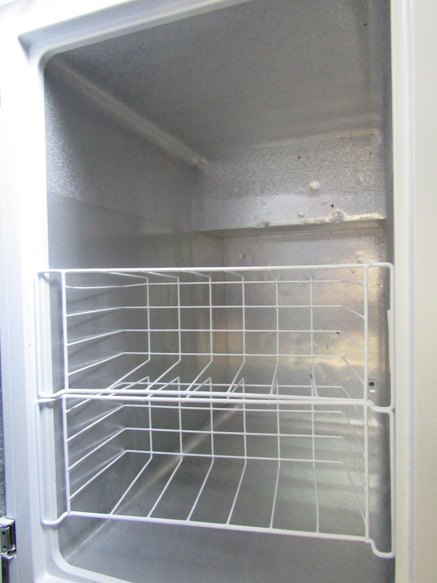 Hisense Chest freezer, has been used but still in good condition, tested and working for coldness - Image 2 of 3