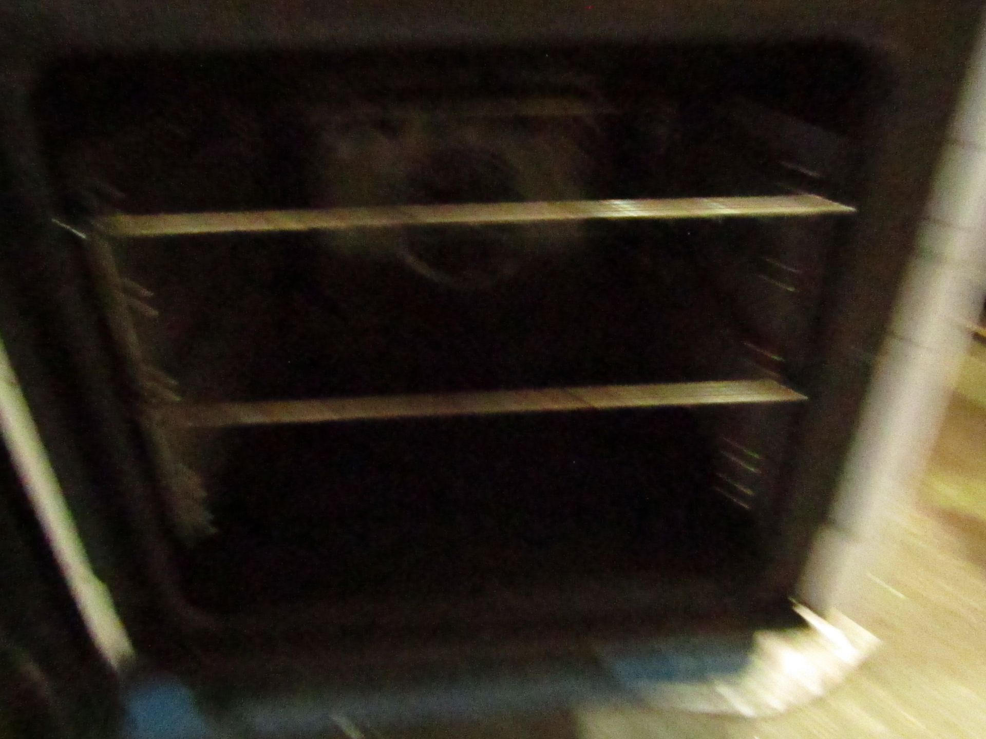 Hisense Double oven with ceramic hob, This item looks to be in good condition and appears ready - Image 4 of 4