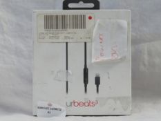 1x UrBeats Lightning Earphones - Tested Working