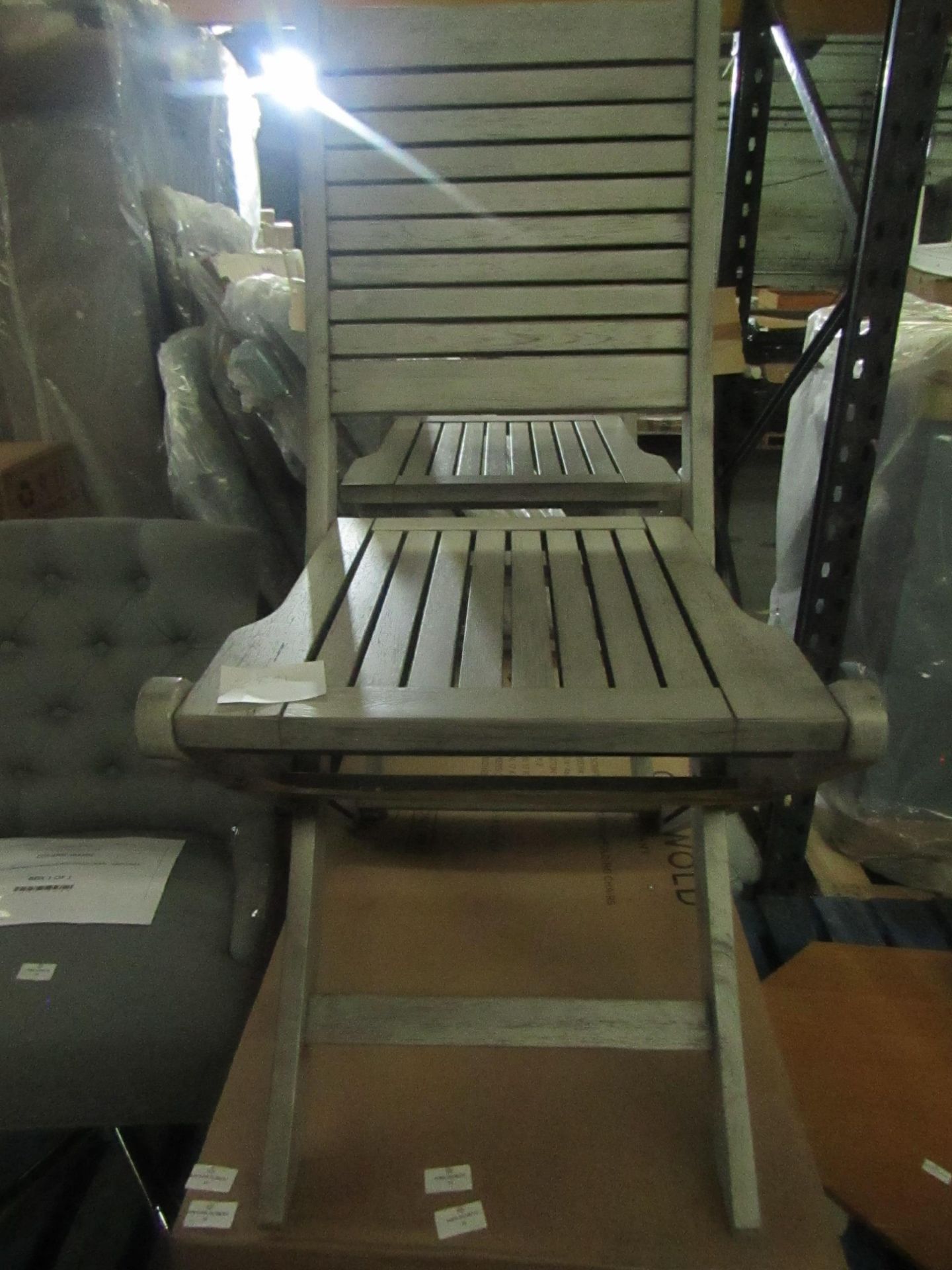 Cotswold Company Baunton 2 folding chairs RRP Â£150.00 - This item looks to be in good condition and