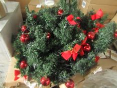 Scotts&Co - 6ft Pre-Lit Pop-Up Christmas Tree - Good Condition & Boxed.