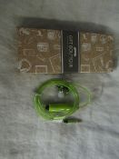 28x Avon - Gift Boutique Green Light-Up Corded Earphones - New & Boxed. RRP œ15.00 Each.