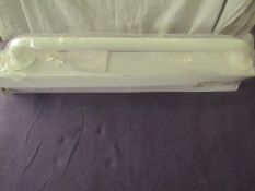 Unbranded - White Grab Rail - 600mm Long - Unchecked & Boxed.