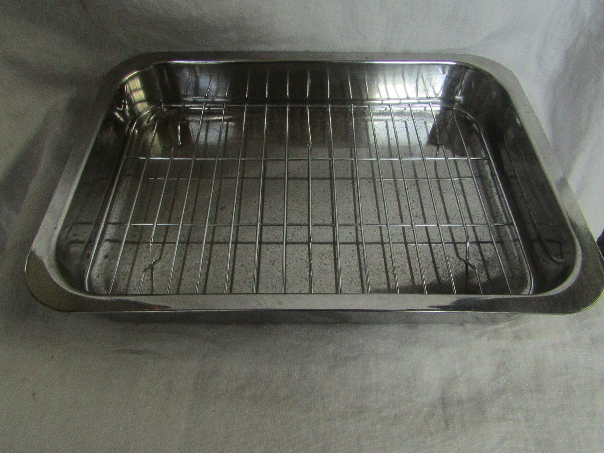 3x Stainless Steel Baking Tray with Baking Dish - New & Boxed.