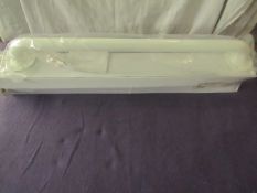 Unbranded - White Grab Rail - 600mm Long - Unchecked & Boxed.