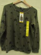 Buffalo - Ladies Cozy Top - Green With Black Stars Size Small - New With Tags.