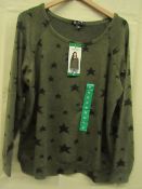 Buffalo - Ladies Cozy Top - Green With Black Stars Size XL - New With Tags.