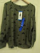 Buffalo - Ladies Cozy Top - Green With Black Stars Size Large - New With Tags.