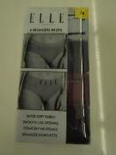 Elle - Seamless Ladies Briefs ( Pack of 4 ) - Size Small - new & Packaged.