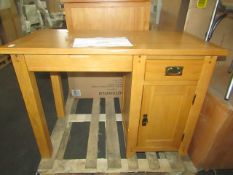 Cotswold Company Oakland Rustic Oak Single Pedestal Desk 4 RRP Â£349.00 - The items in this lot