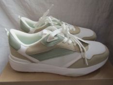 Tom Tailor Natural Trainers Green/Beige/White Size 41 New & Boxed