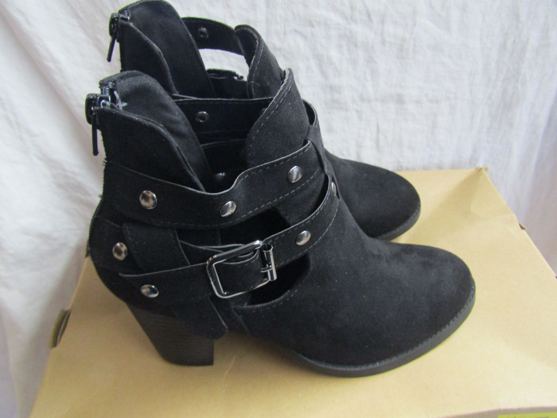 Lascana Ankle Boot Black Size 4 ( May Have Worn Once Very Light Wear )