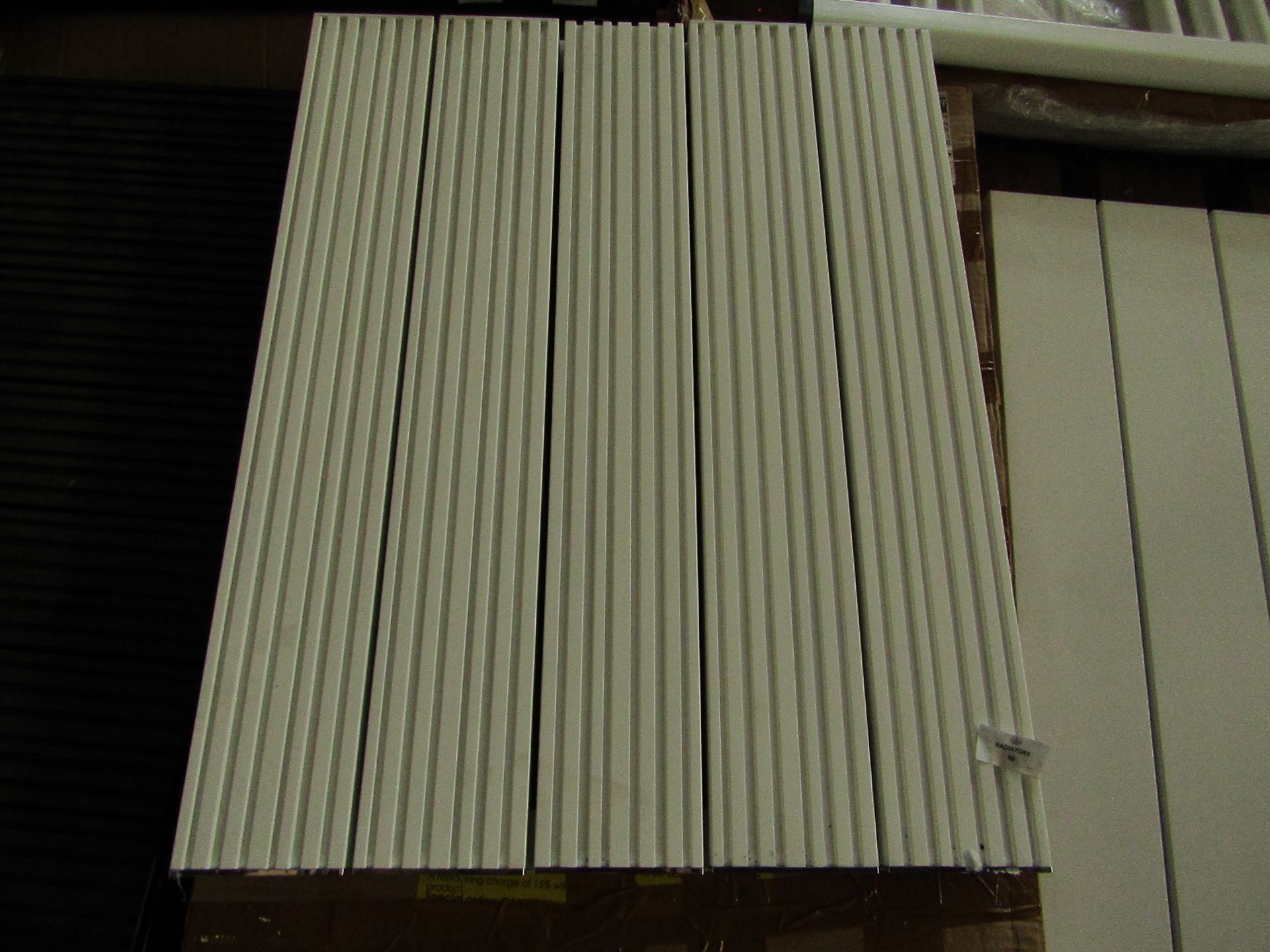 Carisa - Nemo Monza Double White Radiator - 470x600mm - Look To Be In Good Condition, Viewing