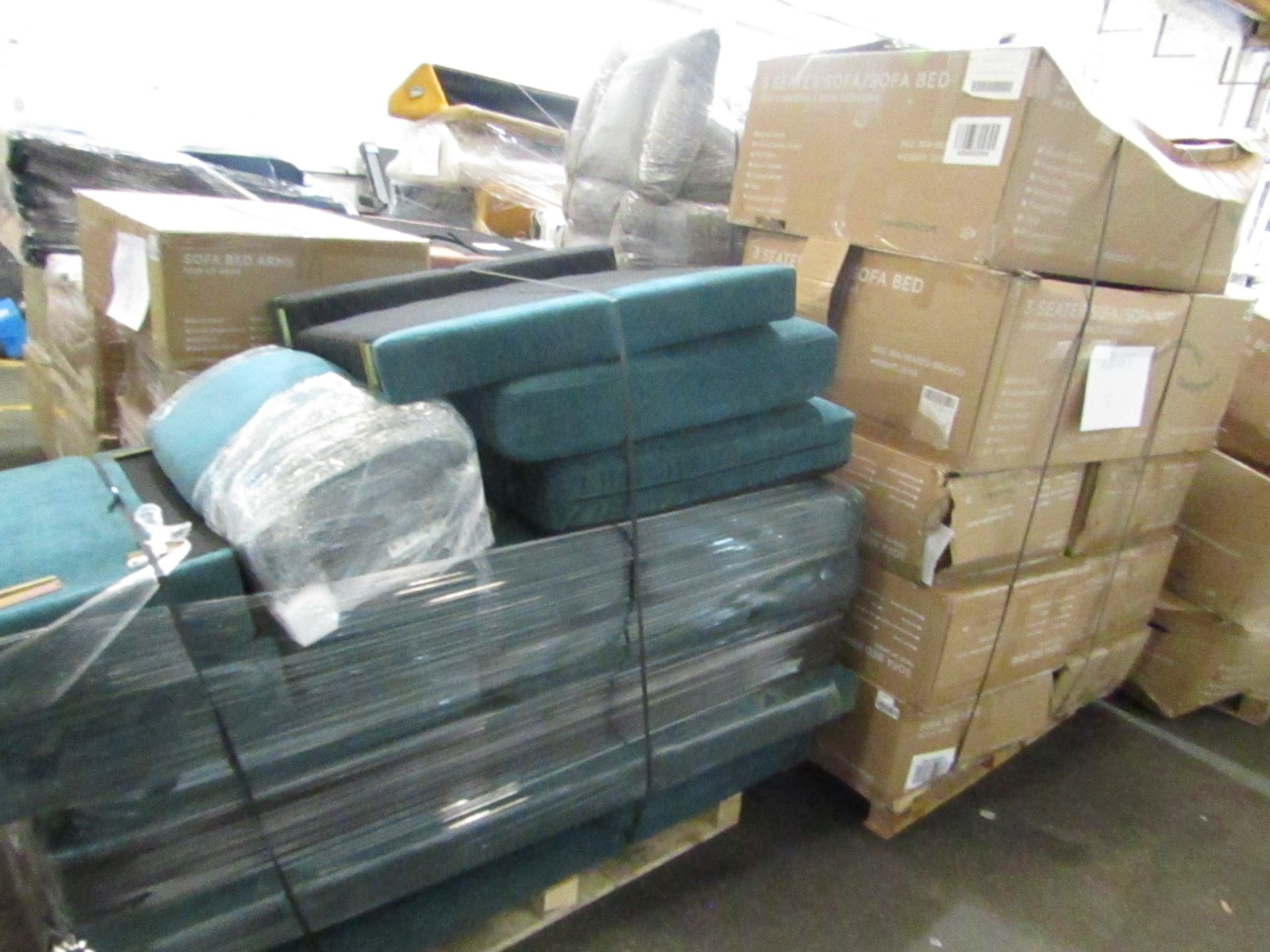 10% Buyers Premium +VAT, 24 Pallets of Genuine SNUG SOFA parts - Mixed Lots of Bases Backs Arms - Image 15 of 20