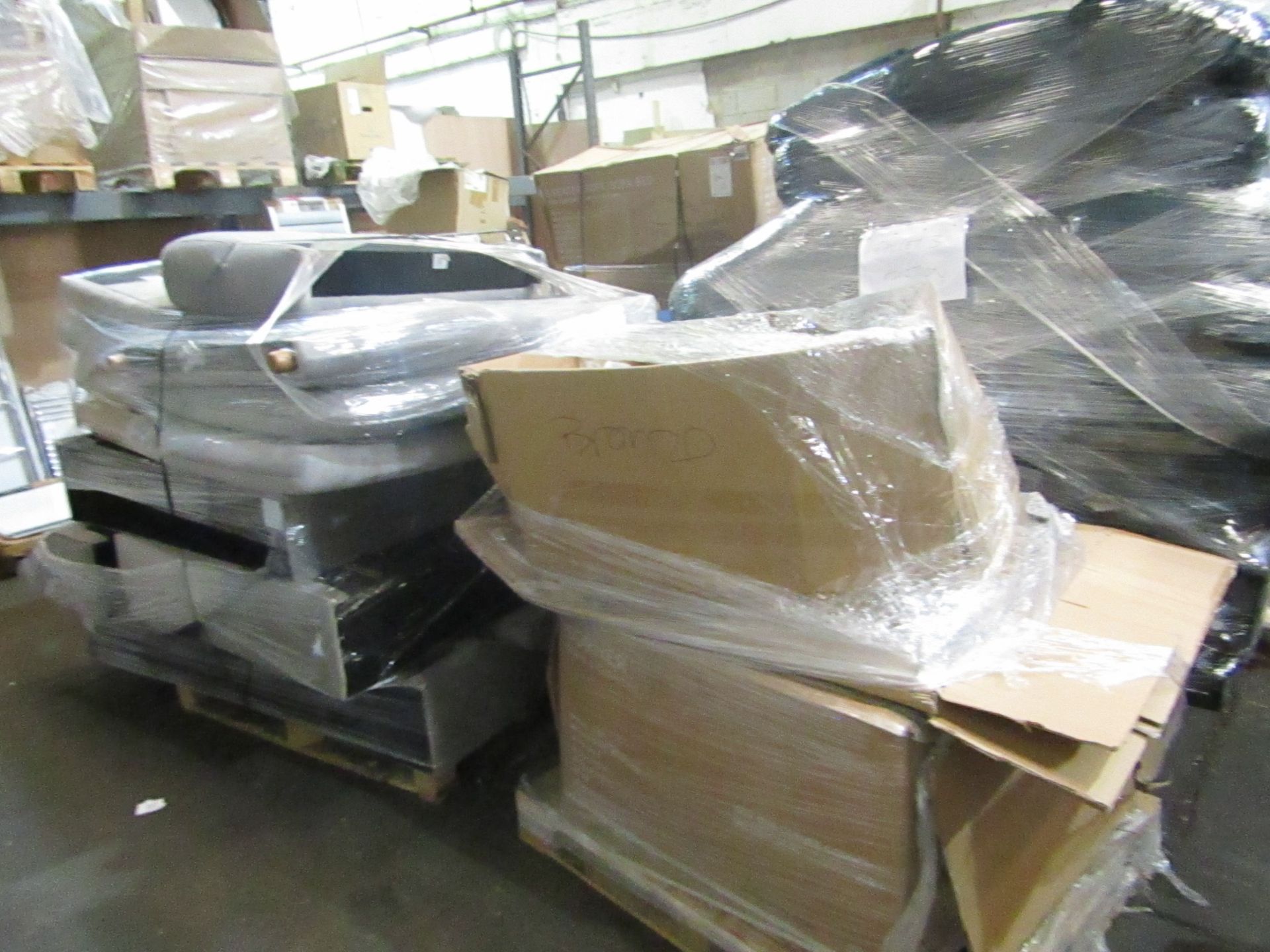 10% Buyers Premium +VAT, 24 Pallets of Genuine SNUG SOFA parts - Mixed Lots of Bases Backs Arms - Image 16 of 20