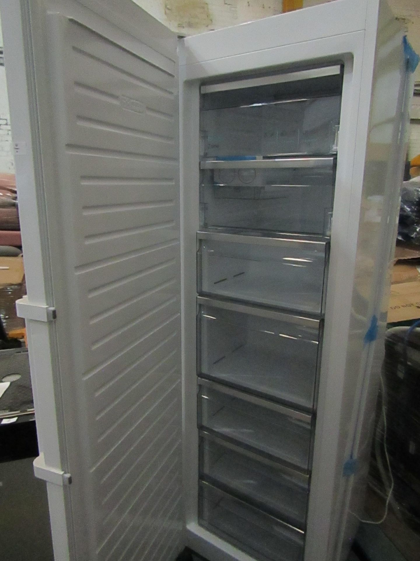 Sharp tall freestaNDing freezer, powers on but not getting cold - Image 2 of 2