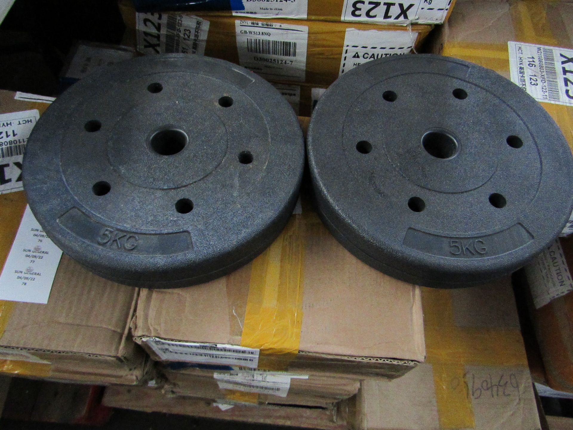 4 Sets Of 5KG Weight Plates ( 40KG Total ) - No Handles Or Accessories Present - New & Boxed.