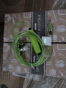 28x Avon - Gift Boutique Green Light-Up Corded Earphones - New & Boxed. RRP œ15.00 Each.