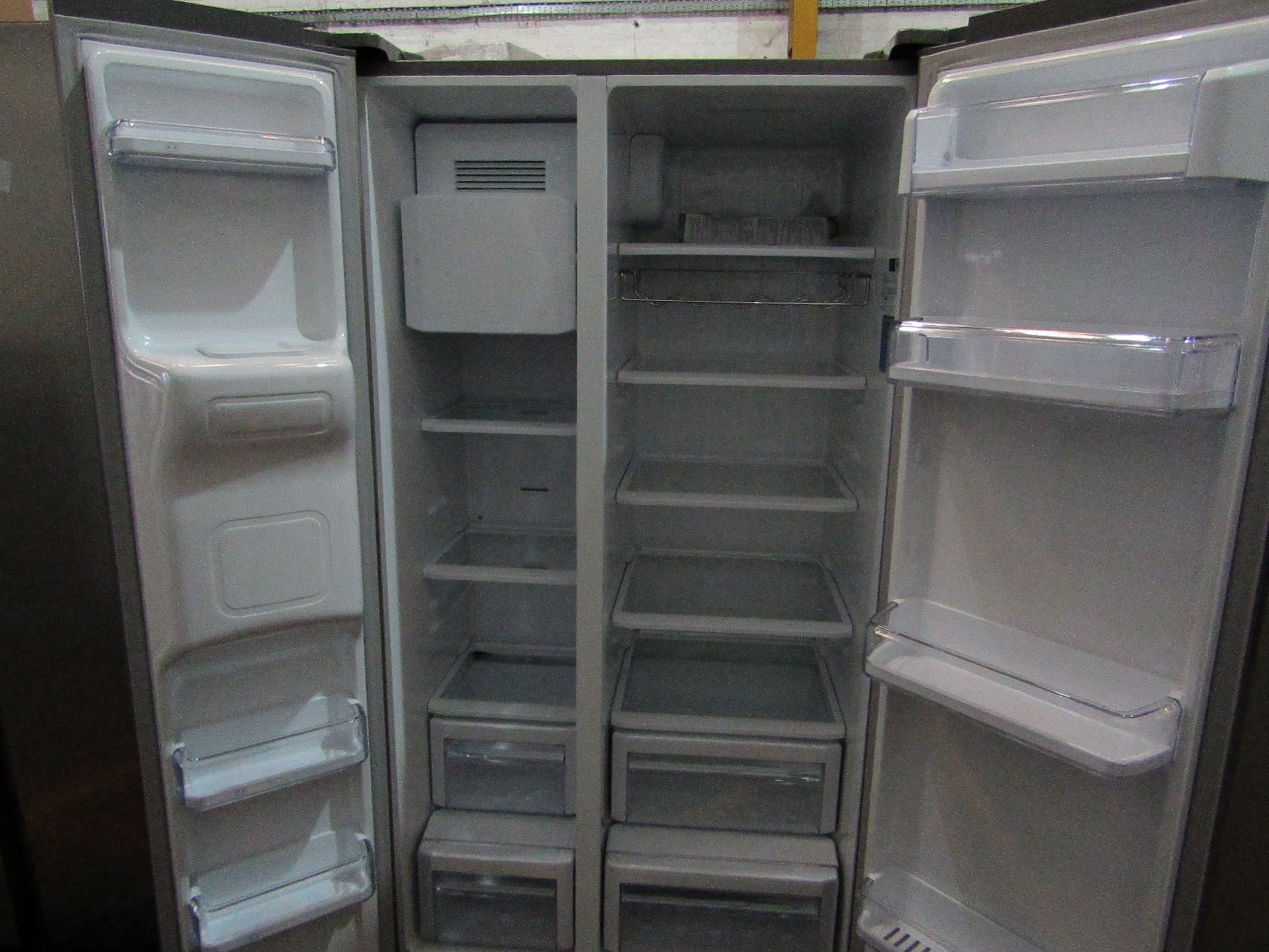 Samsung RS50N3513S8 american style fridge freezer, tested working for coldness but the water - Image 3 of 3