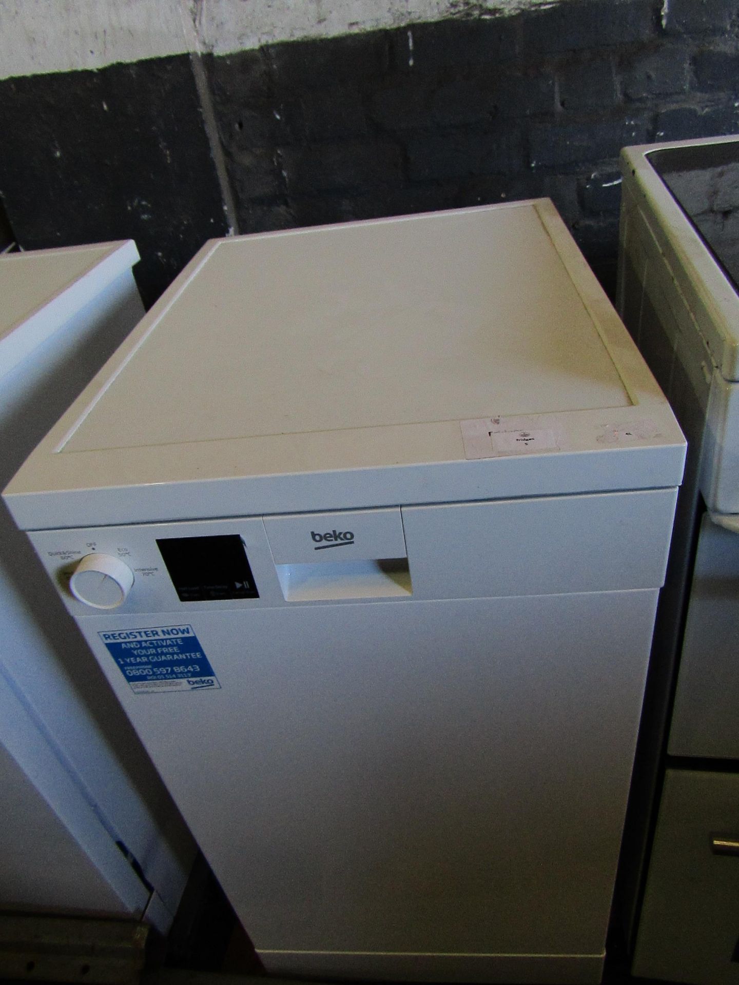 BEKO Dishwasher DVS04X20W RRP ô?249.00 - This item looks to be in good condition and appears ready