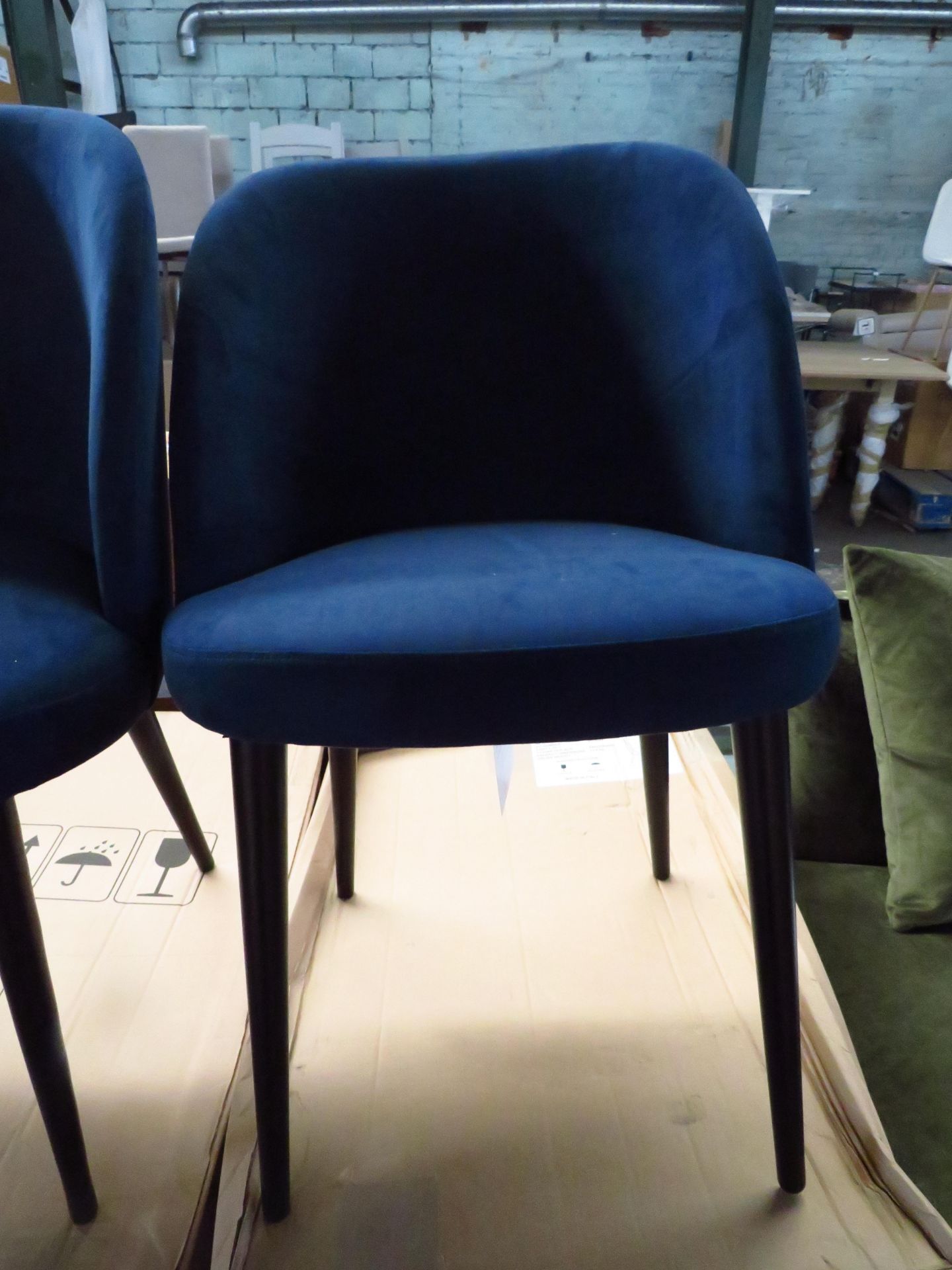 Heals Austen Dining Chair Plush Velvet Indigo Black Leg RRP Â£299.00 - This item looks to be in good - Image 2 of 2