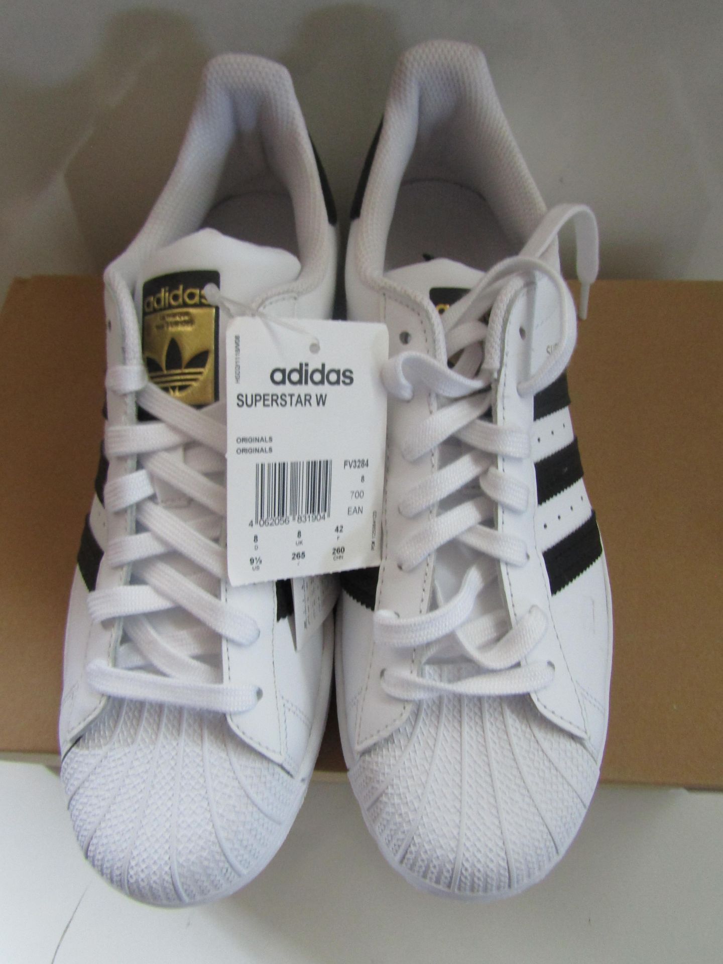 Adidas Superstar Black/White Trainers Size 8 New & Boxed - Image 3 of 3