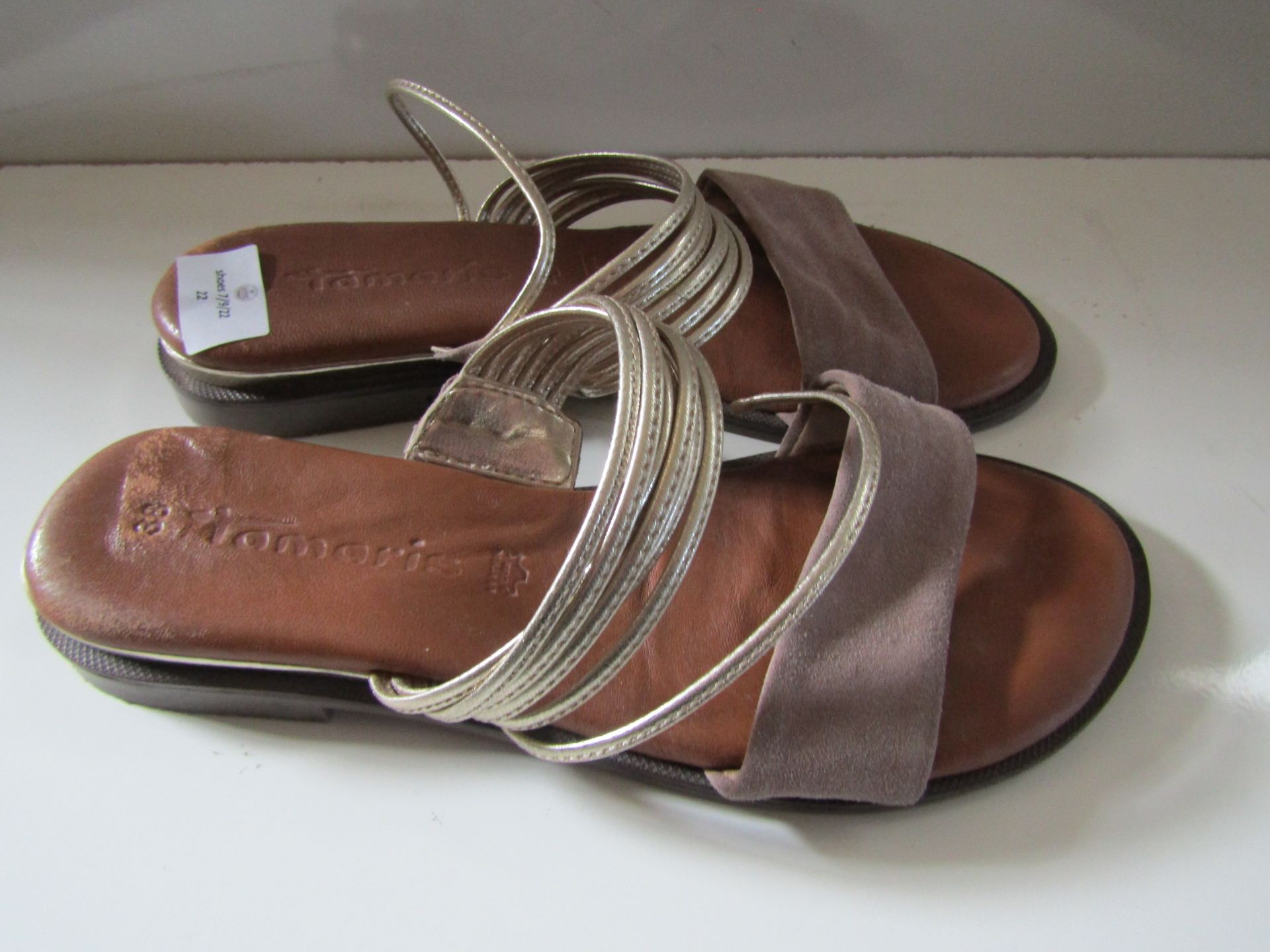 Tamaris Flat Sandal Size 38 ( These Have Been Worn Needs a Small Repair to Small Strap)