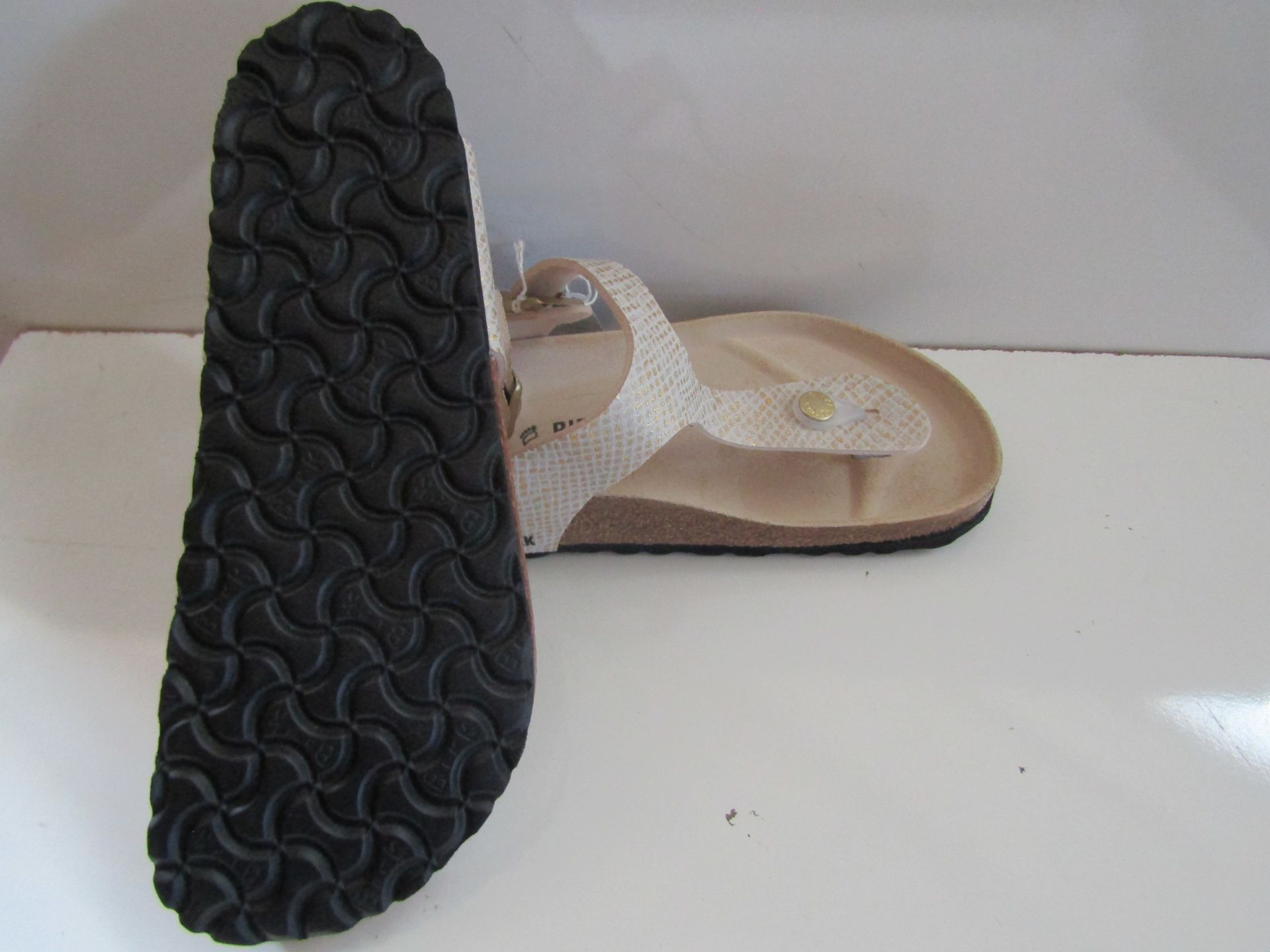 Birkenstock Thonged Sandal Size 39 New With Tags - Image 2 of 3