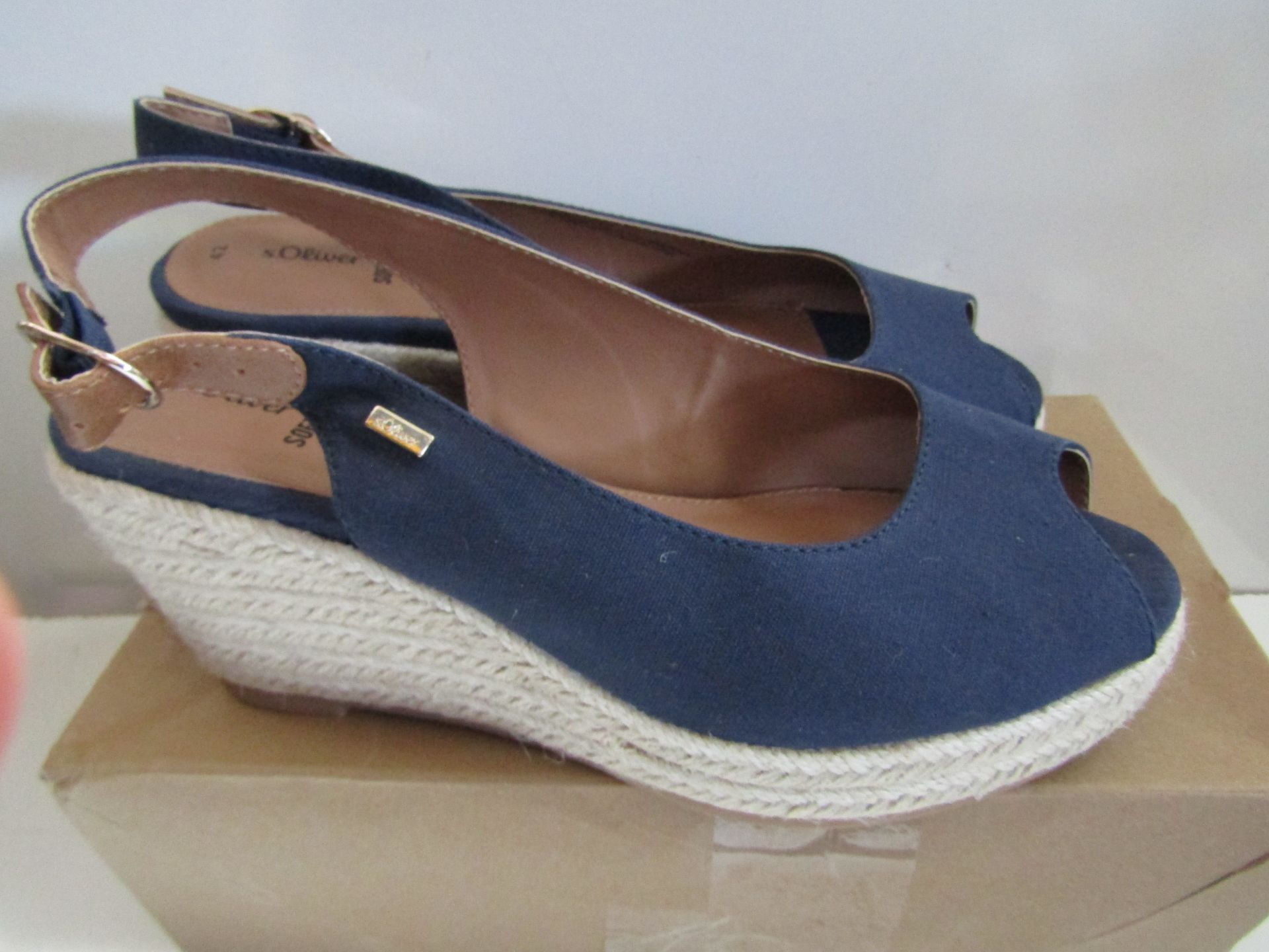 S.Oliver Wedge Shoe Navy Size 8 New & Boxed